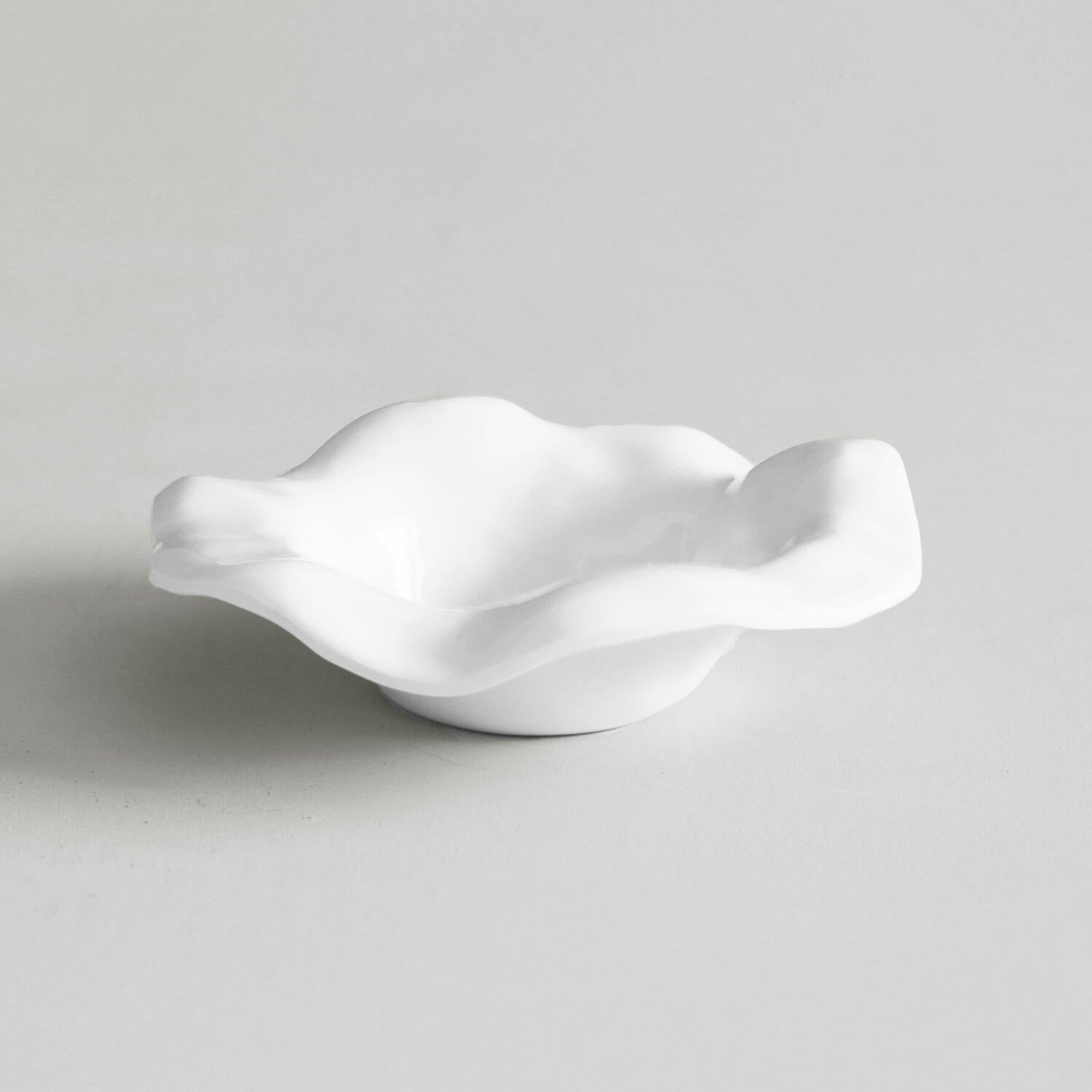 2406 VIDA Havana Small Bowl (White) - Image 1