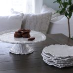 VIDA Alegria Pedestal Cake Plate White - Image 13