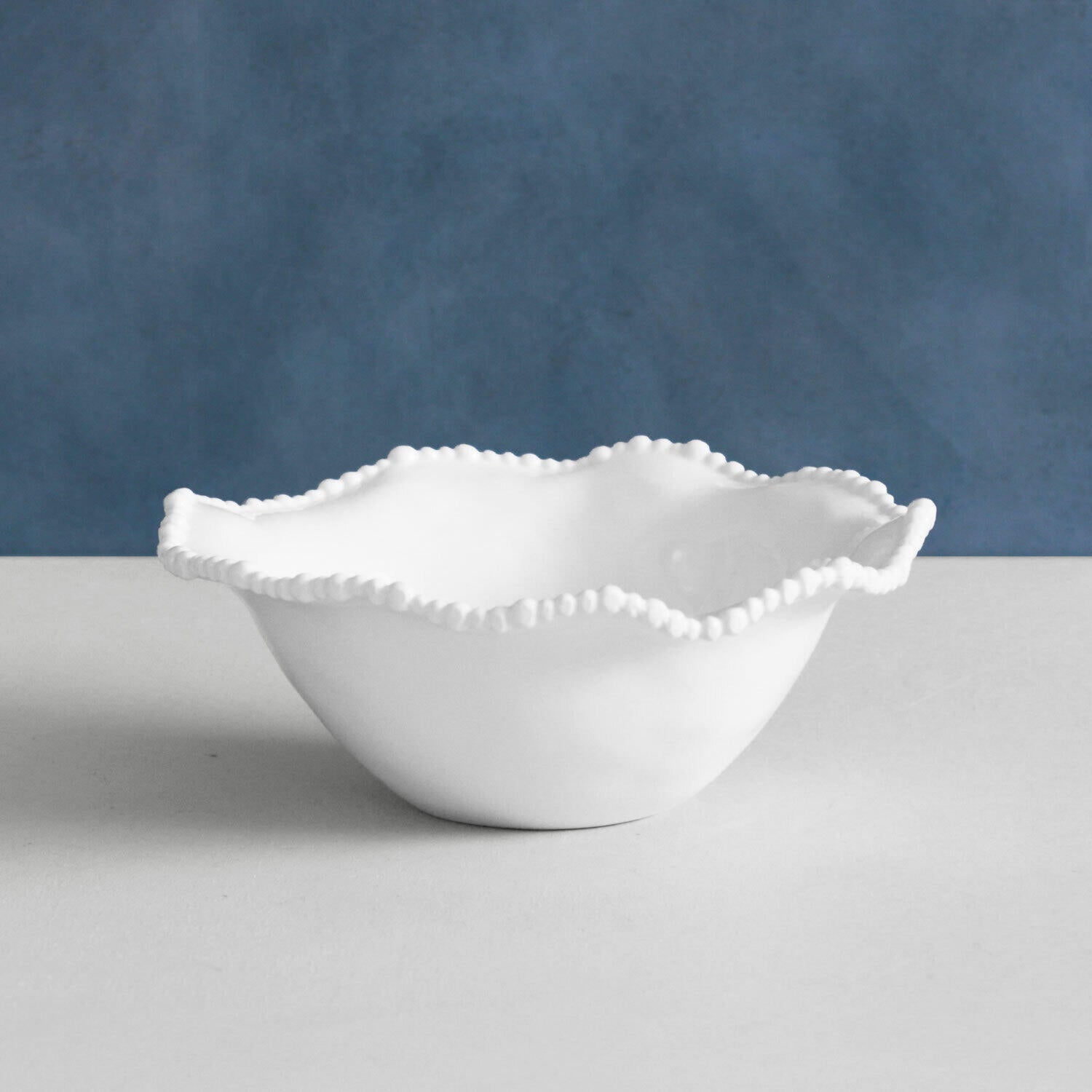 2462 VIDA Alegria Medium Bowl White - Image 1
