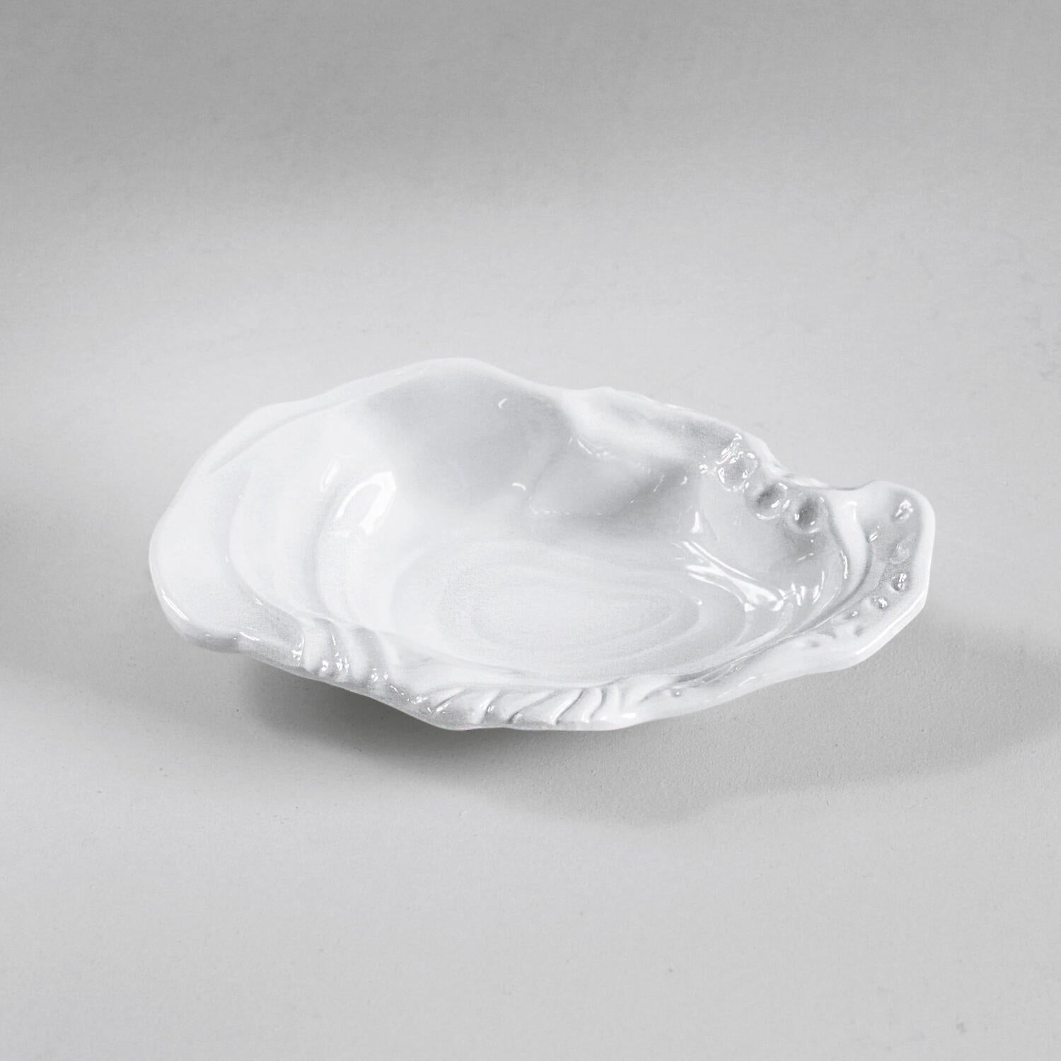 2466 VIDA Ocean Oyster Small Bowl White - Image 1