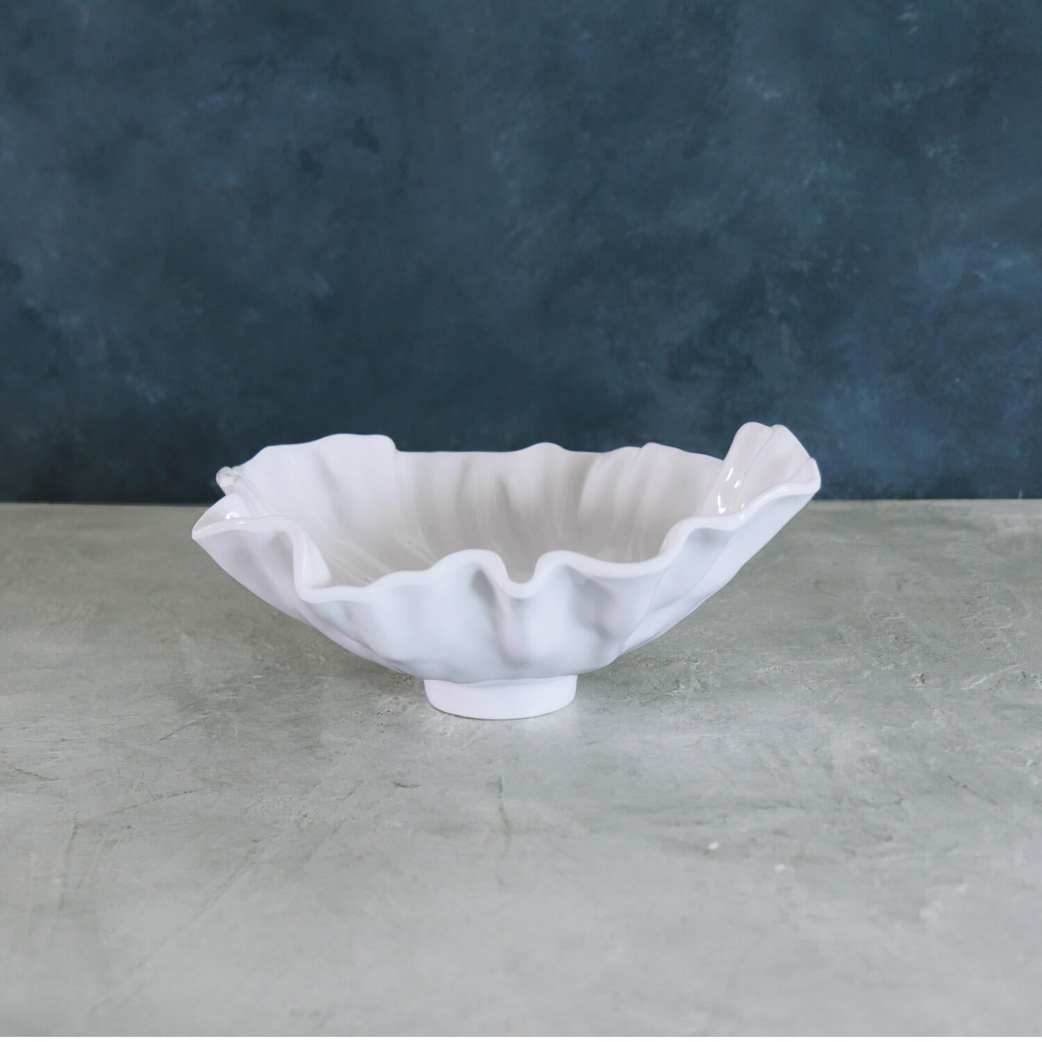 2504_f767a06c-4fb2-4487-ac5b-3188fffe80de VIDA Bloom Medium Bowl - Image 1