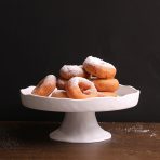 VIDA Nube Round Pedestal Cake Plate (White) - Image 13