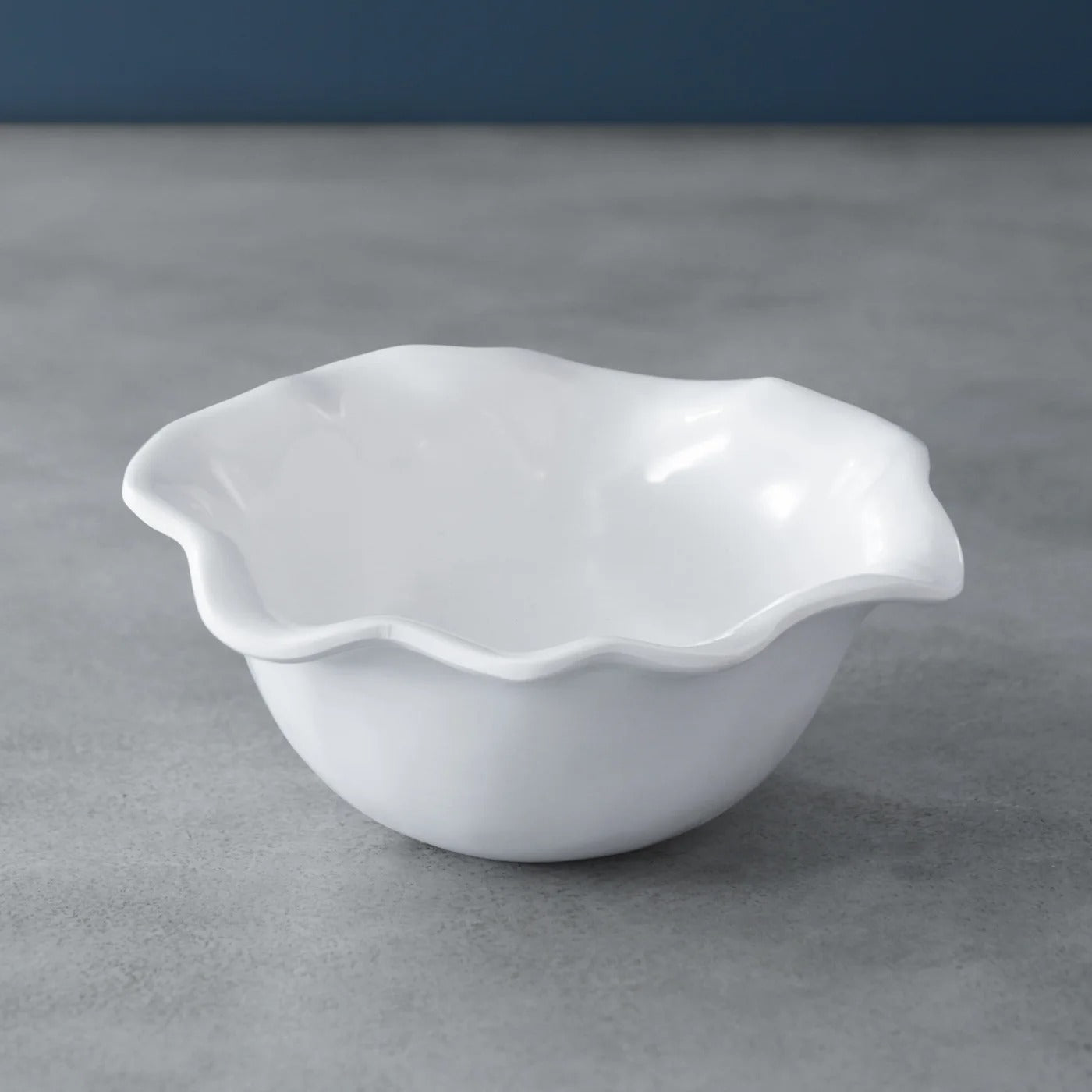 2570_lg VIDA Havana 7" Cereal Bowl Set of 4 (White) - Image 1