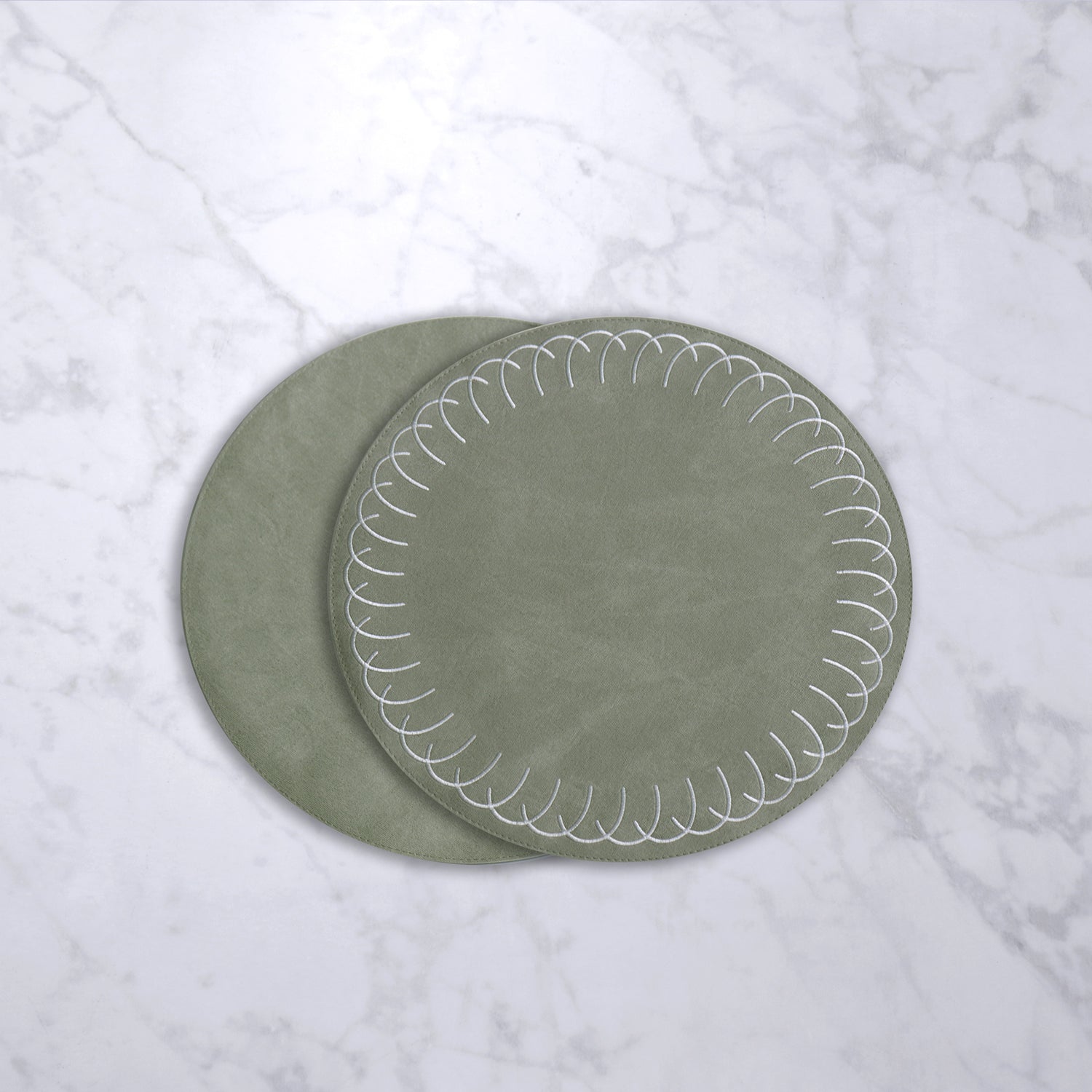 2591 FINAL SALE - VIDA Round Embroidered Swirl 15.5" Round Placemats Set of 4 (Green) - Image 1
