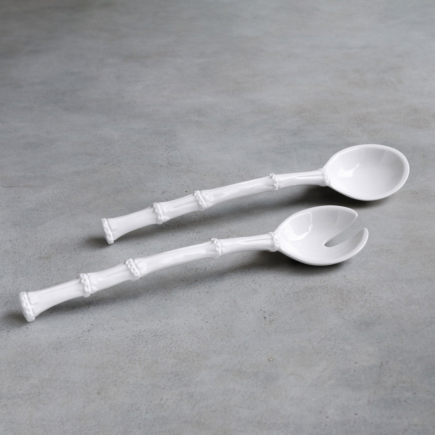 2716 VIDA Bamboo Large Salad Servers (White) - Image 1