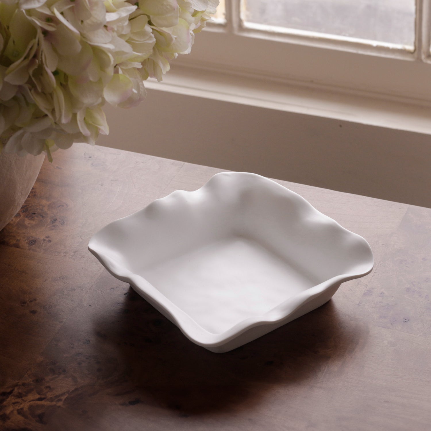 2881_f26e184d-db9b-49a7-9589-ddd6de61d32c VIDA Nube Beverage Napkin Holder (White) - Image 1