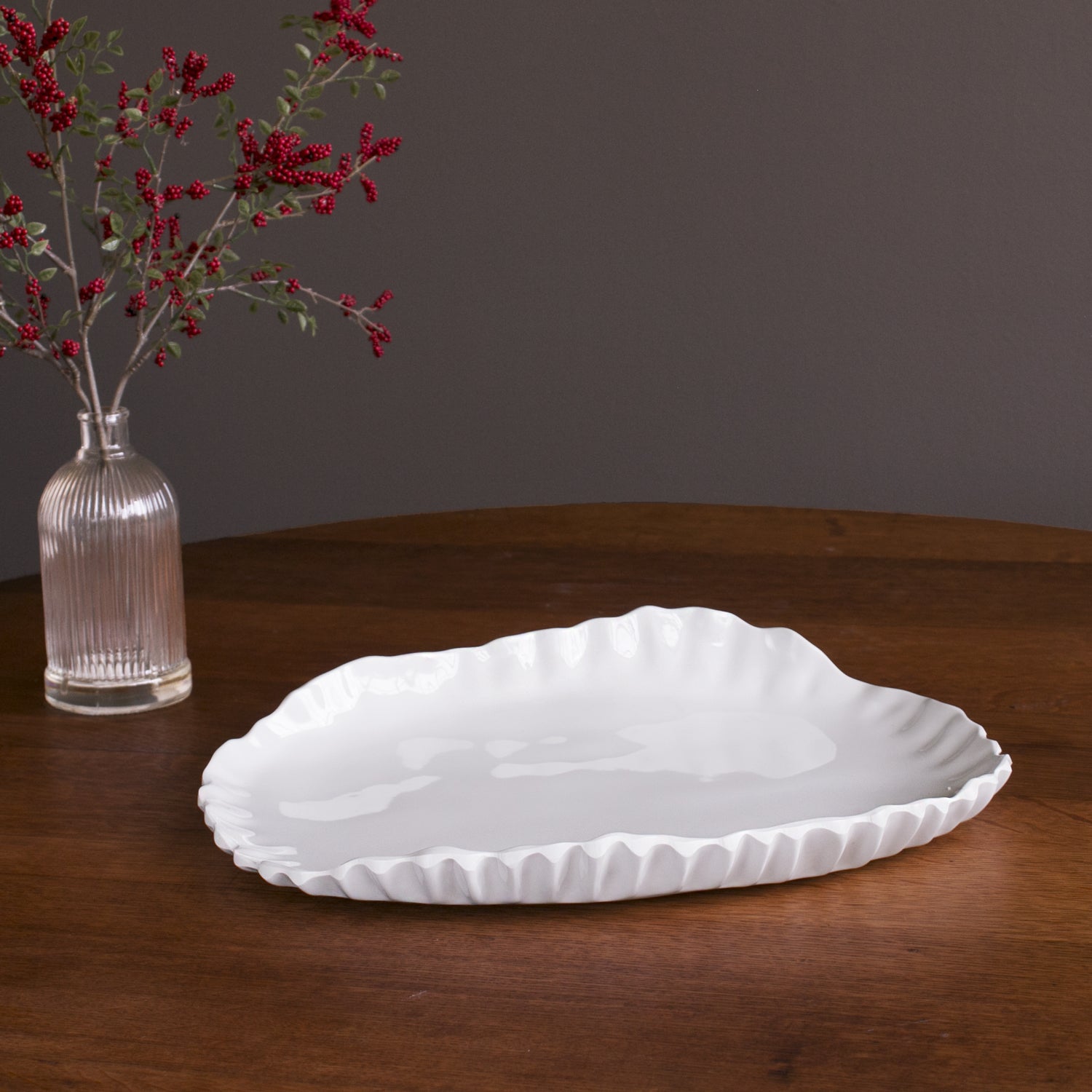 2955_3 VIDA Bloom Pinched Large Oval Platter (White) - Image 1