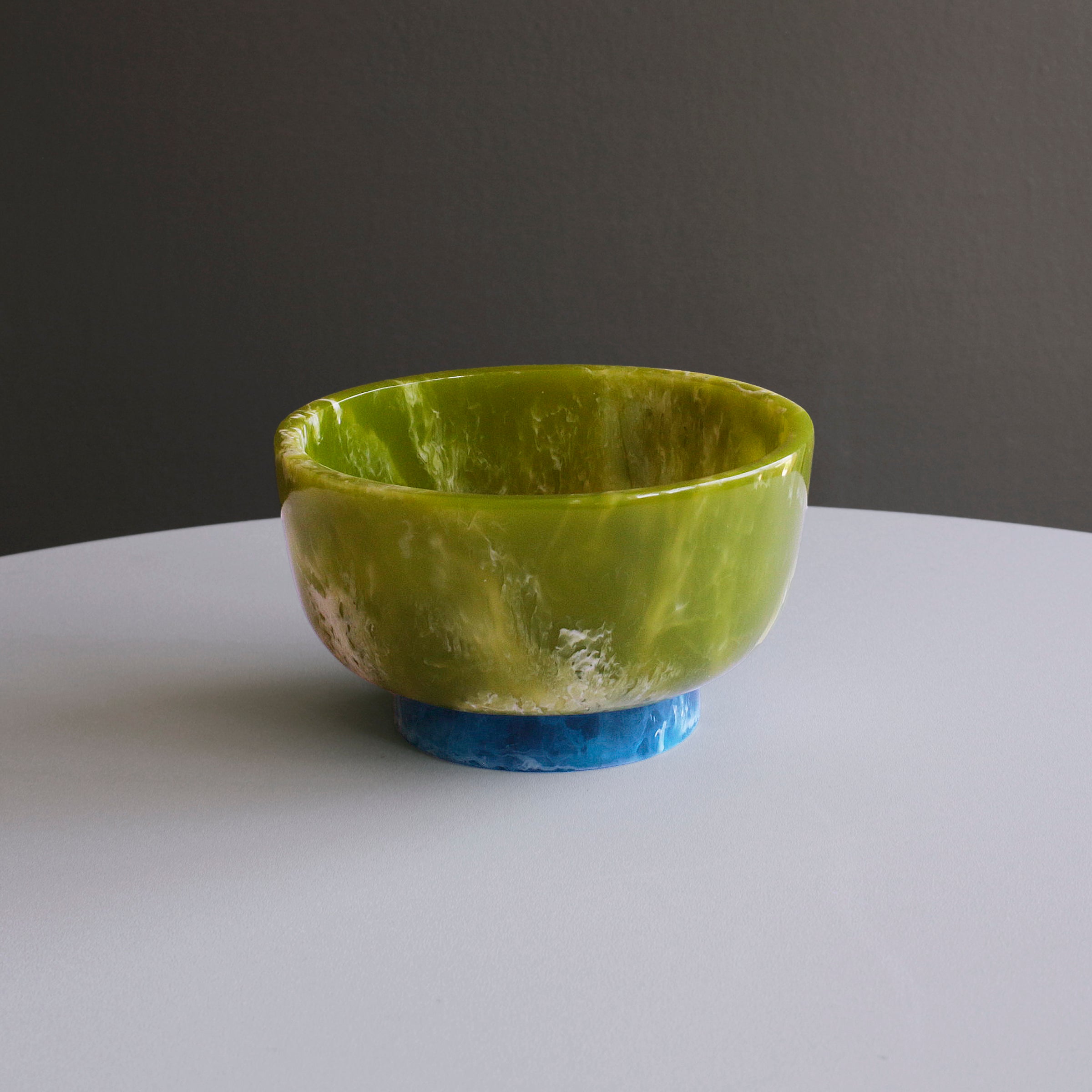3025_2b02ca0c-4a05-4e31-92f8-1d87dda95d46 RESIN Rio Small Bowl with Base (Green and Blue) - Image 1