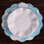 VIDA Shells & Scallops Reversible  Round Placemats Set of 4 (Blue & White) - Image 6