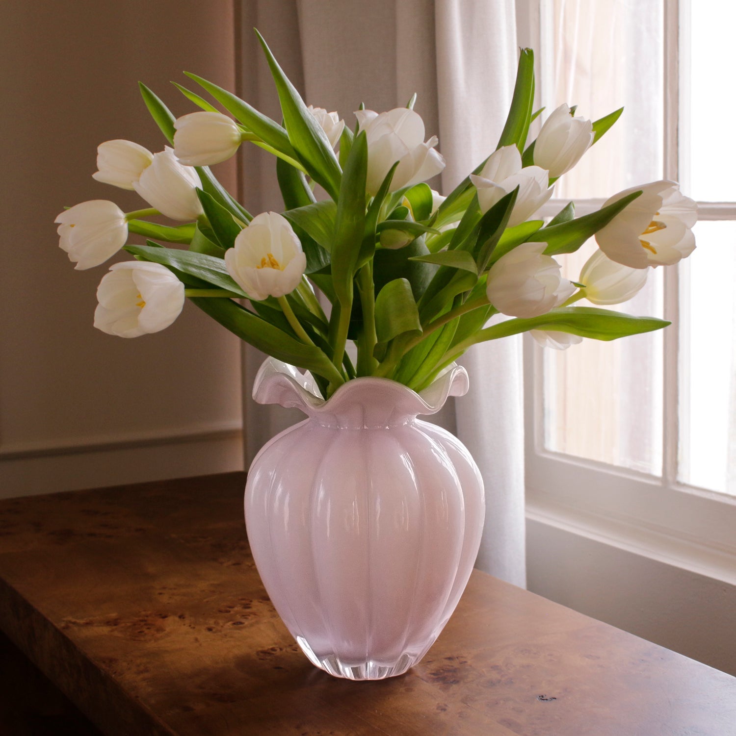 3244_5ce1aaa2-431c-4bb2-be0a-87963f83a56c GLASS Vento Large Vase Camellia - Image 1