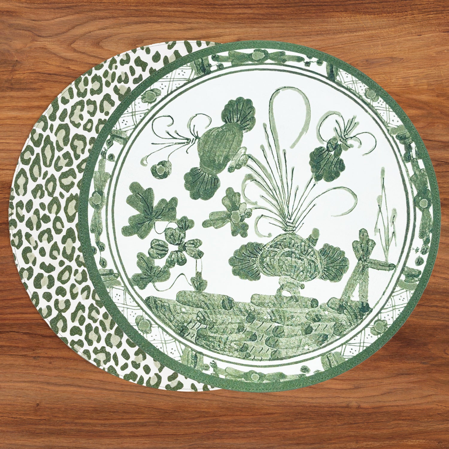 3288_333b32c9-07a6-43cf-9f9a-b64ddb017132 VIDA Faenza and Leopard Reversible Round Placemats Set of 4 White & Green - Image 1