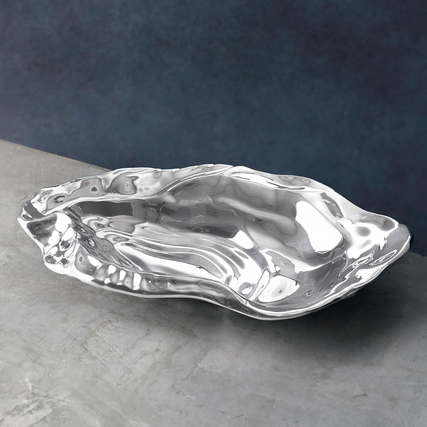 6552 OCEAN Oyster Medium Bowl - Image 1