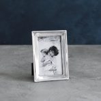 GIFTABLES Jason 4 x 6 Vertical Frame