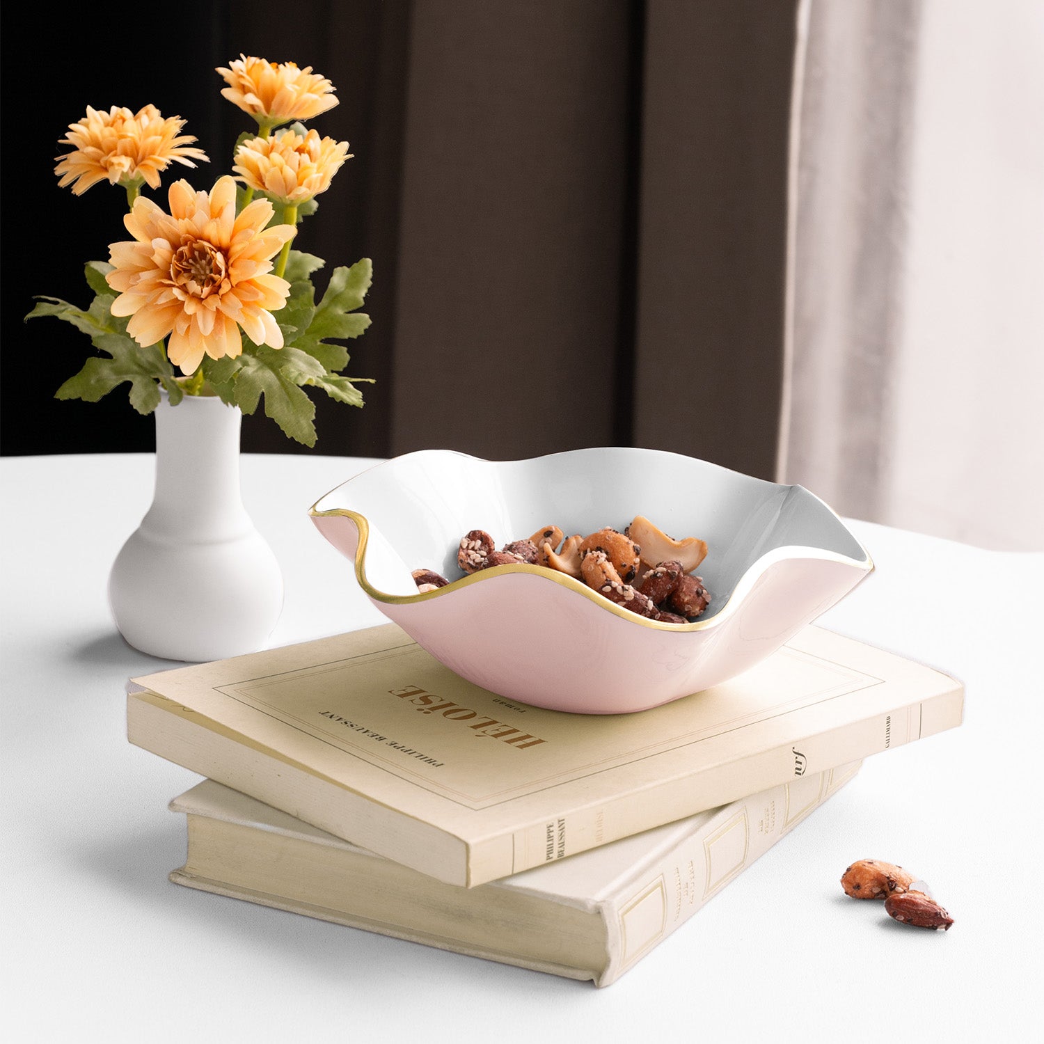 8821_2 ENCANTO Carola Small Round Bowl (Camellia and White) - Image 1