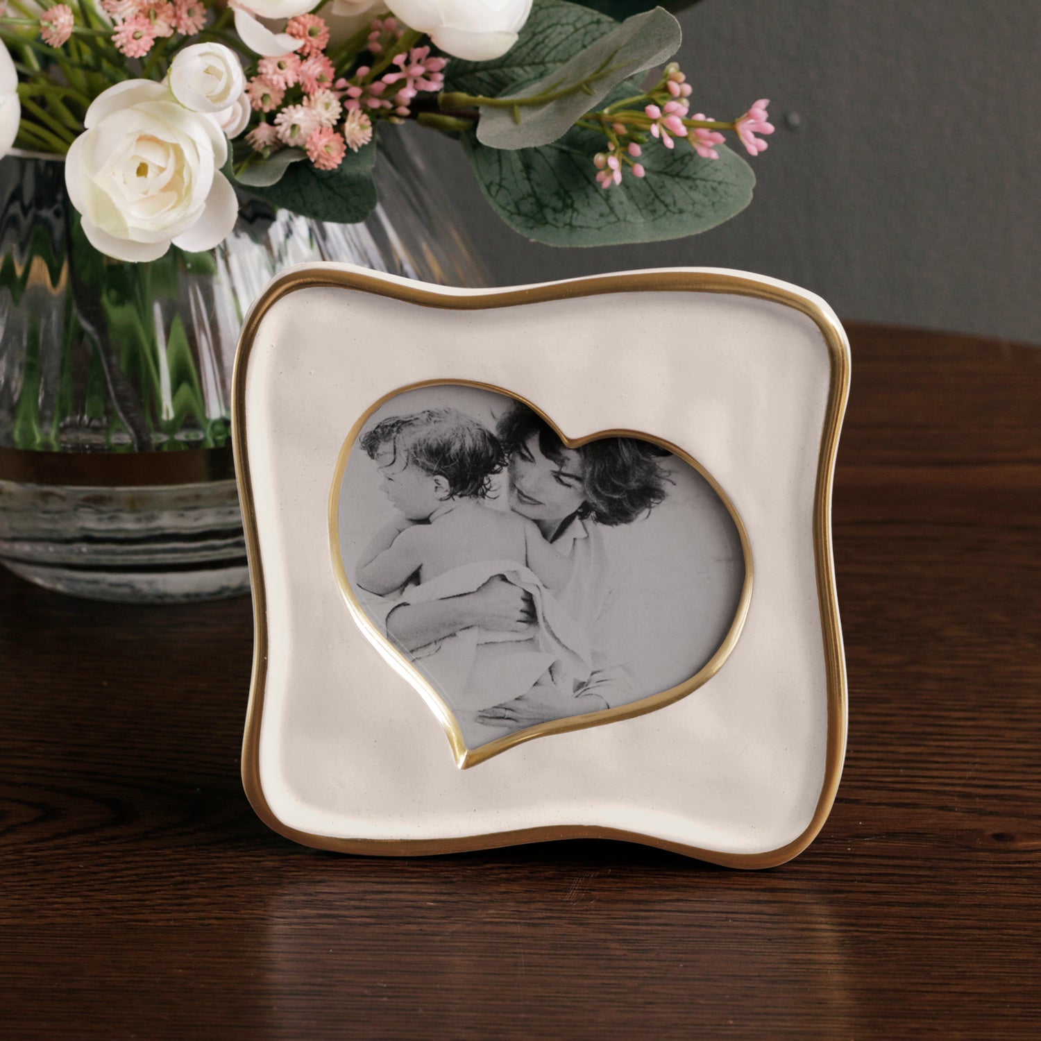 8847_3_67dde164-fea0-4511-aae3-cb820e5aaf5e FRAME Encanto Curved Heart 5 x 5 (Cream) - Image 1
