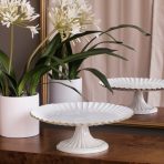 ENCANTO Vienna Pedestal Cake Plate (Cream and White) - Image 7
