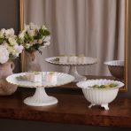ENCANTO Vienna Pedestal Cake Plate (Cream and White) - Image 5