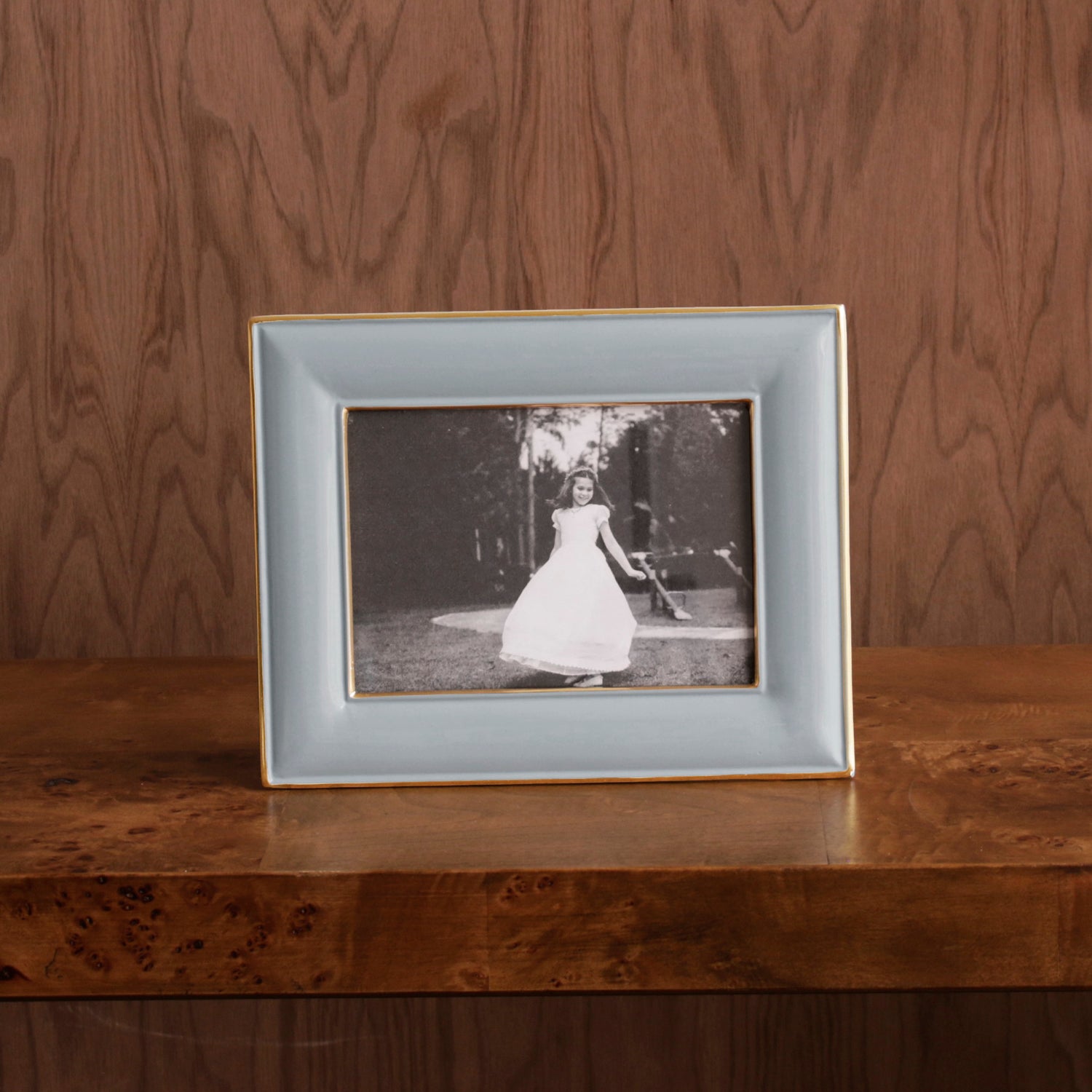8914_408f8285-c9d0-4e92-a92f-615f9f9e6db5 FRAME Encanto Charlotte 5 x 7 Slate - Image 1