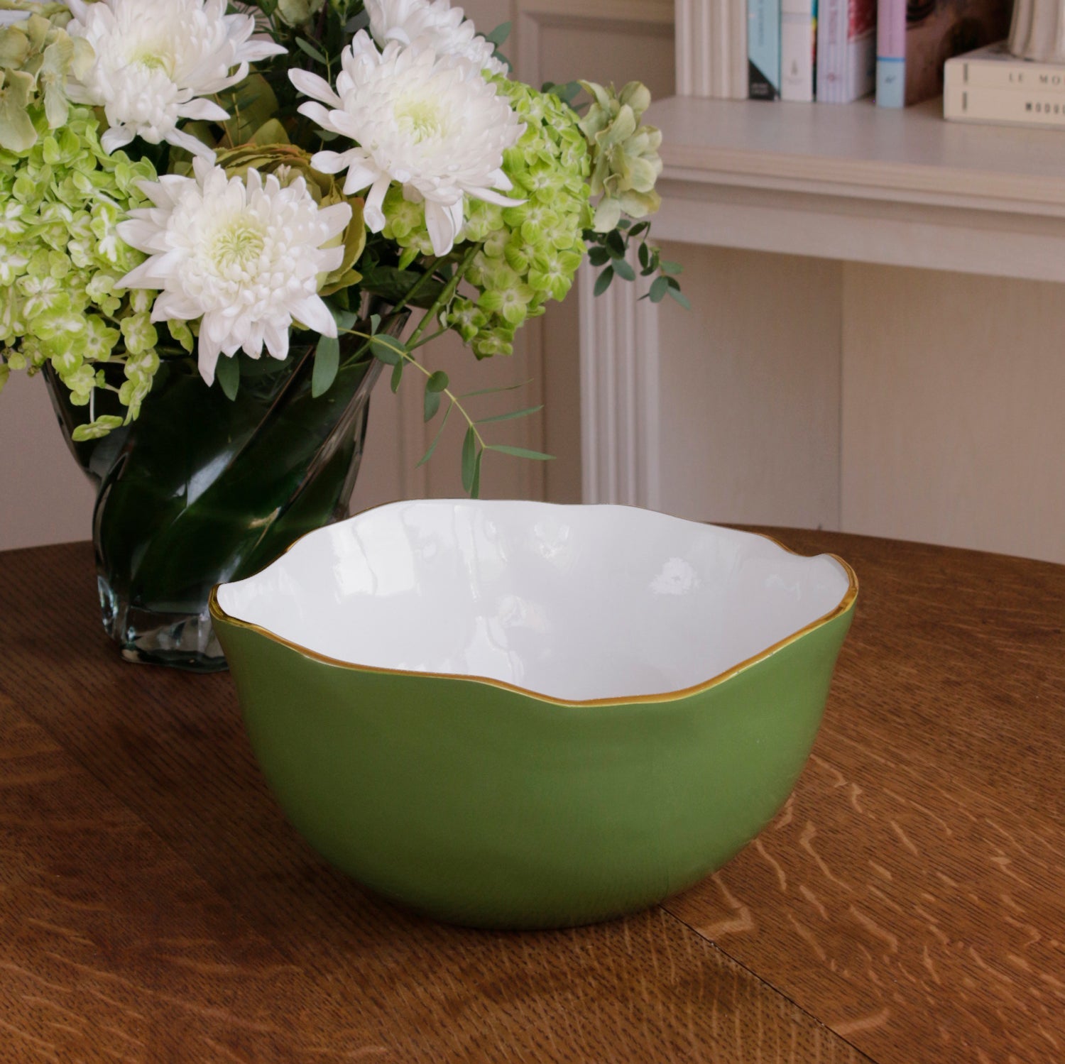 8969_dd004cad-df50-47cc-aabe-c0f69e93e47f ENCANTO Osaka Large Bowl Leaf Green and White - Image 1