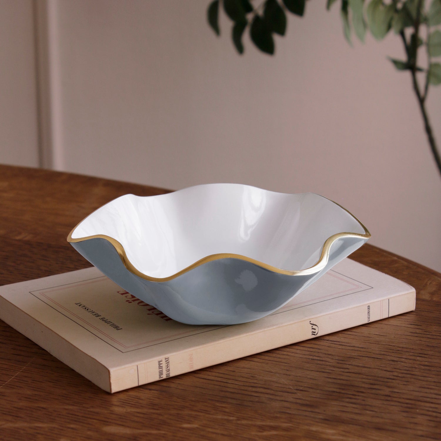 8988_3bb76017-2201-4afa-baaa-b900db42fbb9 ENCANTO Carola Small Round Bowl Slate and White - Image 1